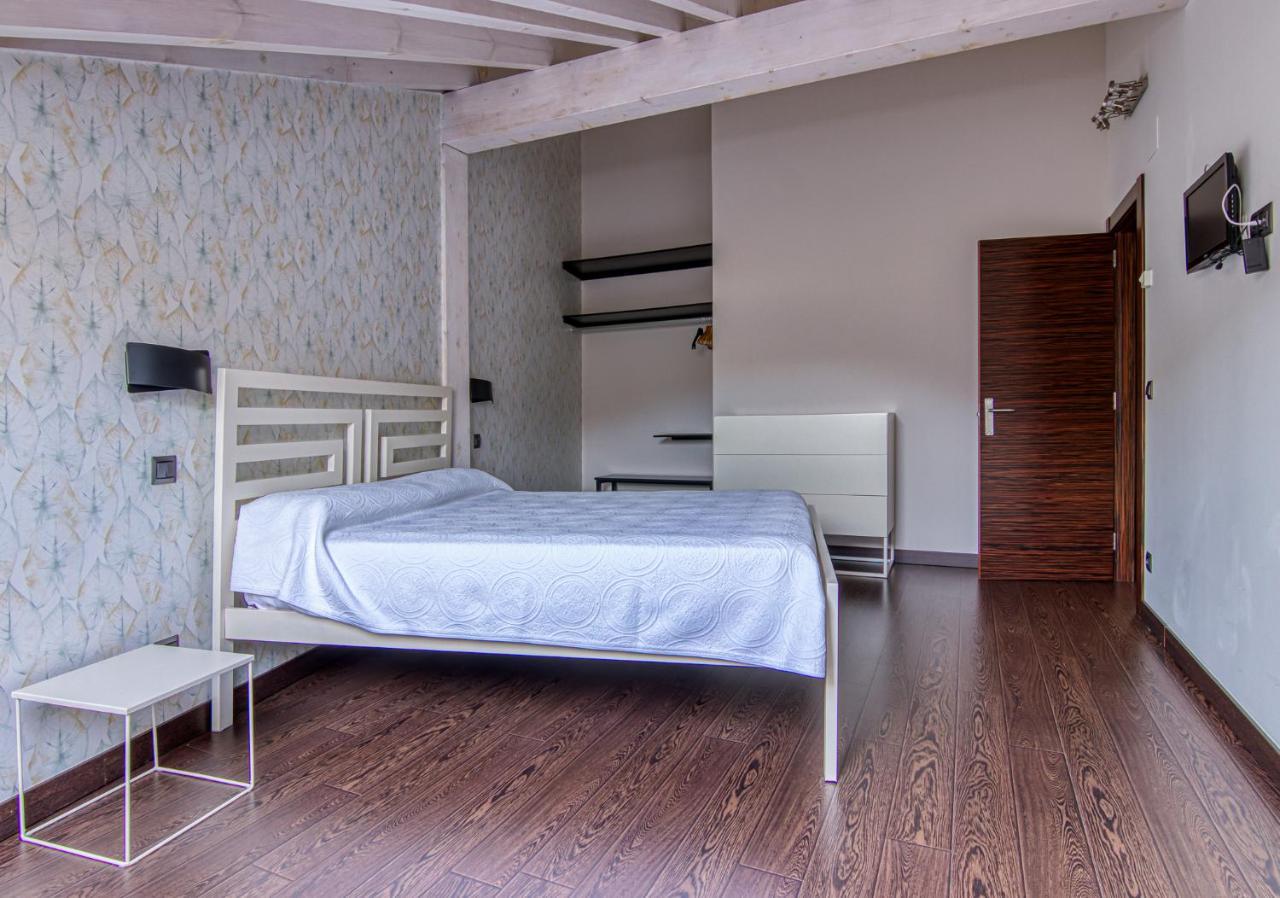 Apartamentos Cuatro Aguas Ucieda Ngoại thất bức ảnh